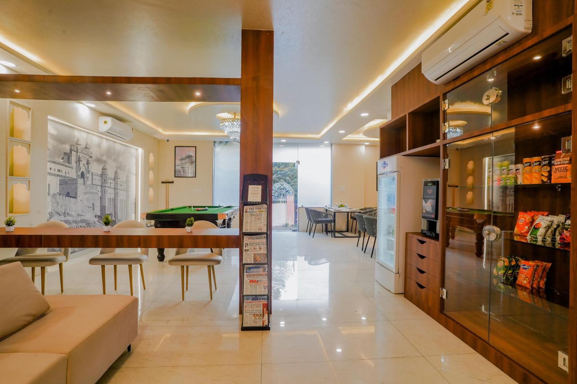 Hotel The Hidden Door-Near Jaipur Airport エクステリア 写真