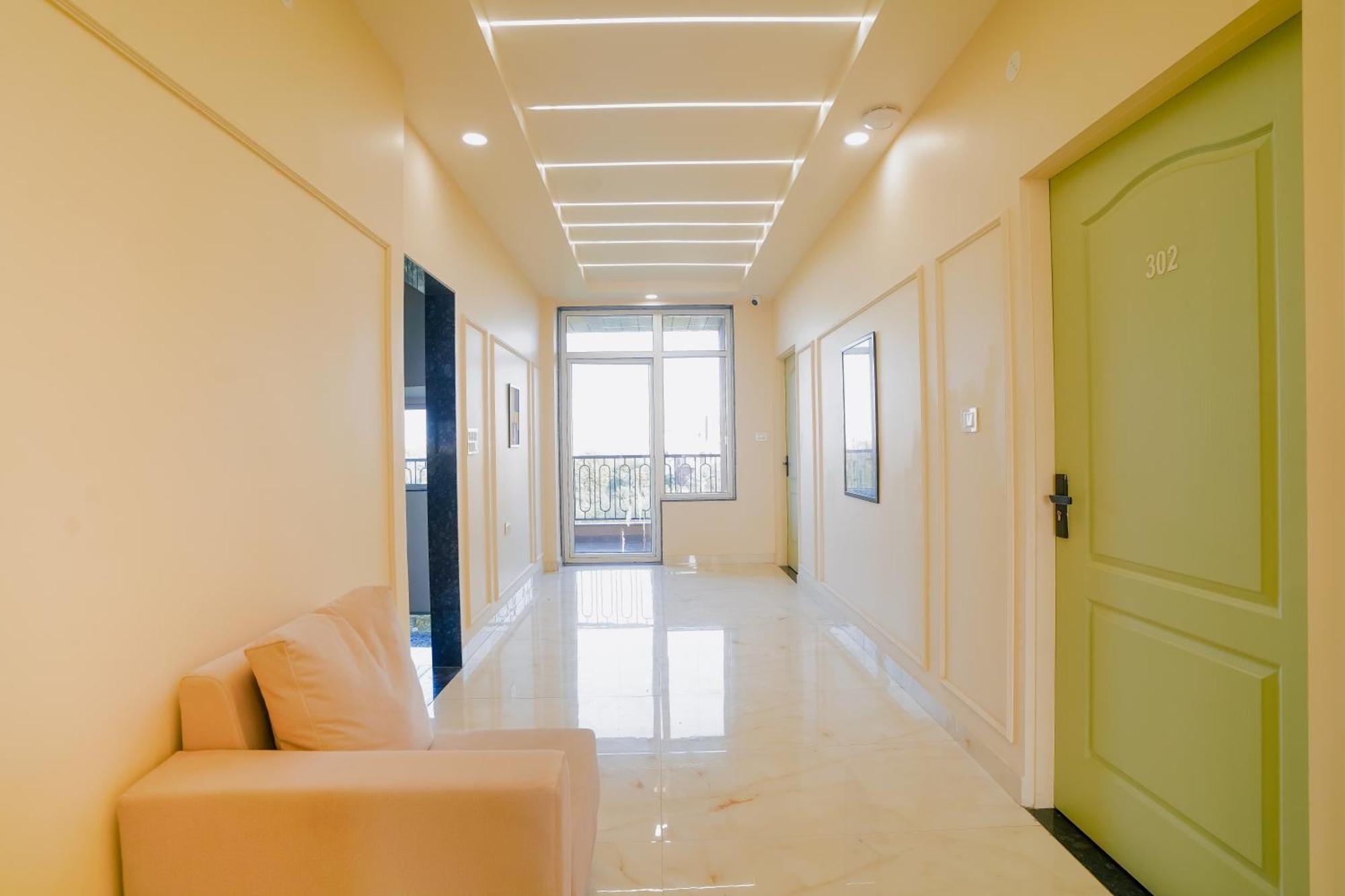 Hotel The Hidden Door-Near Jaipur Airport エクステリア 写真
