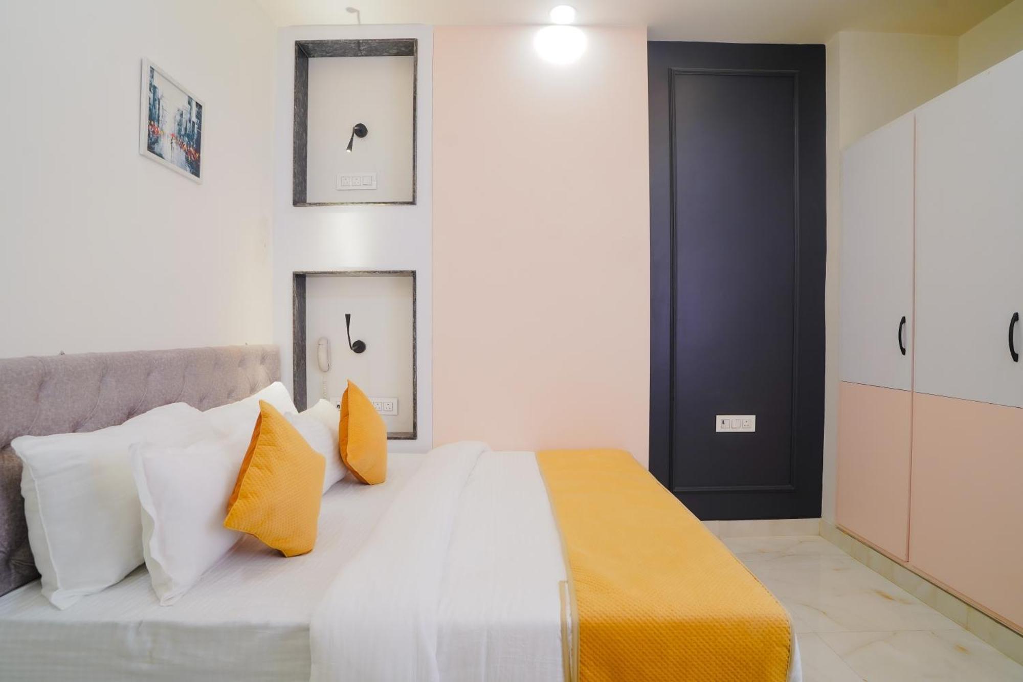 Hotel The Hidden Door-Near Jaipur Airport エクステリア 写真