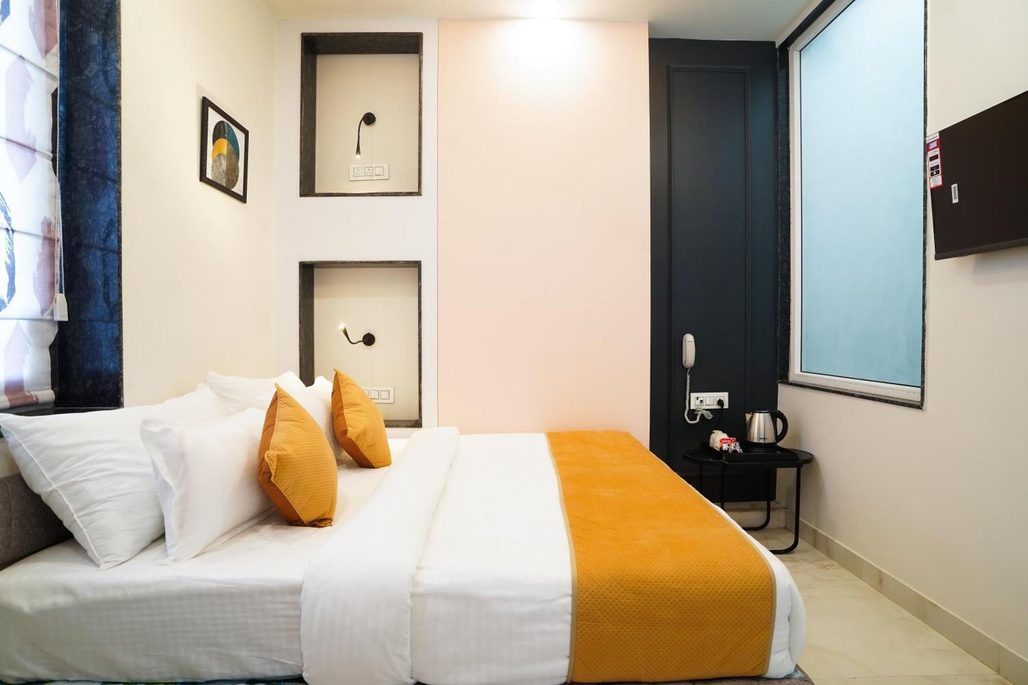 Hotel The Hidden Door-Near Jaipur Airport エクステリア 写真